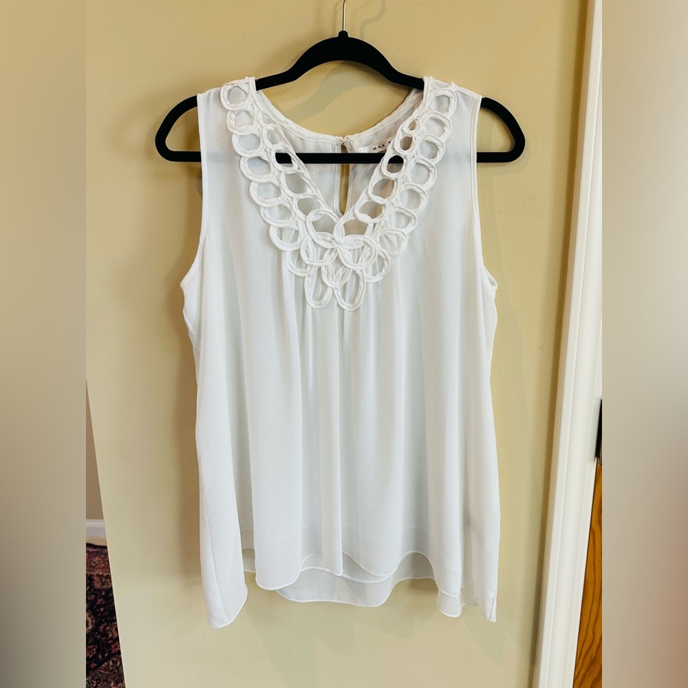 Max Studio   Lined   Sheer Sleeveless White Top Size Med